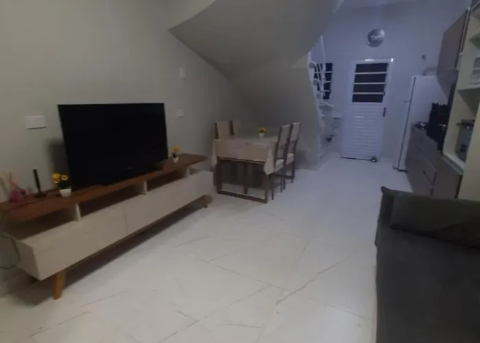 Peruibe: Casa Em Condominio C/ Piscina